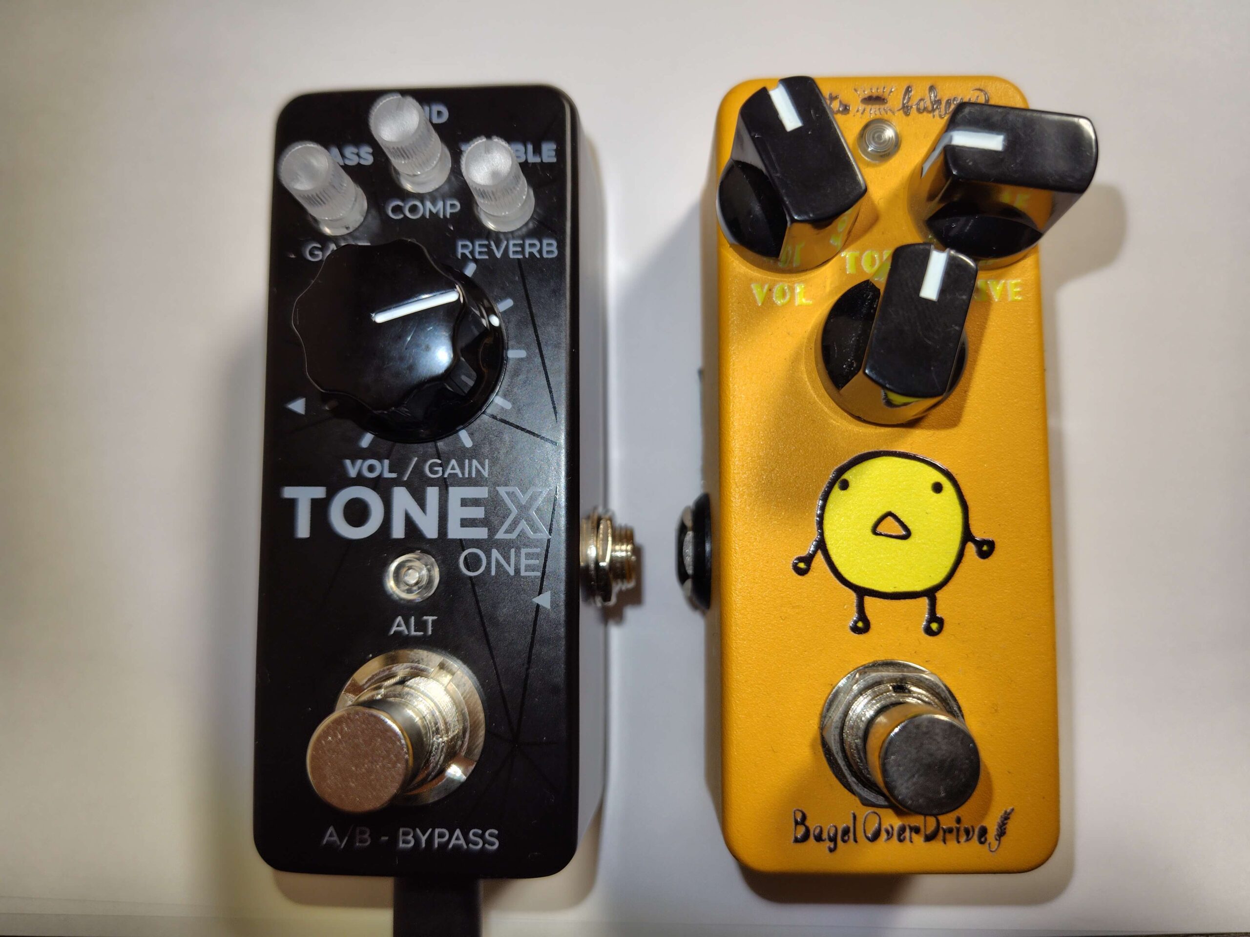 TONEXONEの外観とサイズ