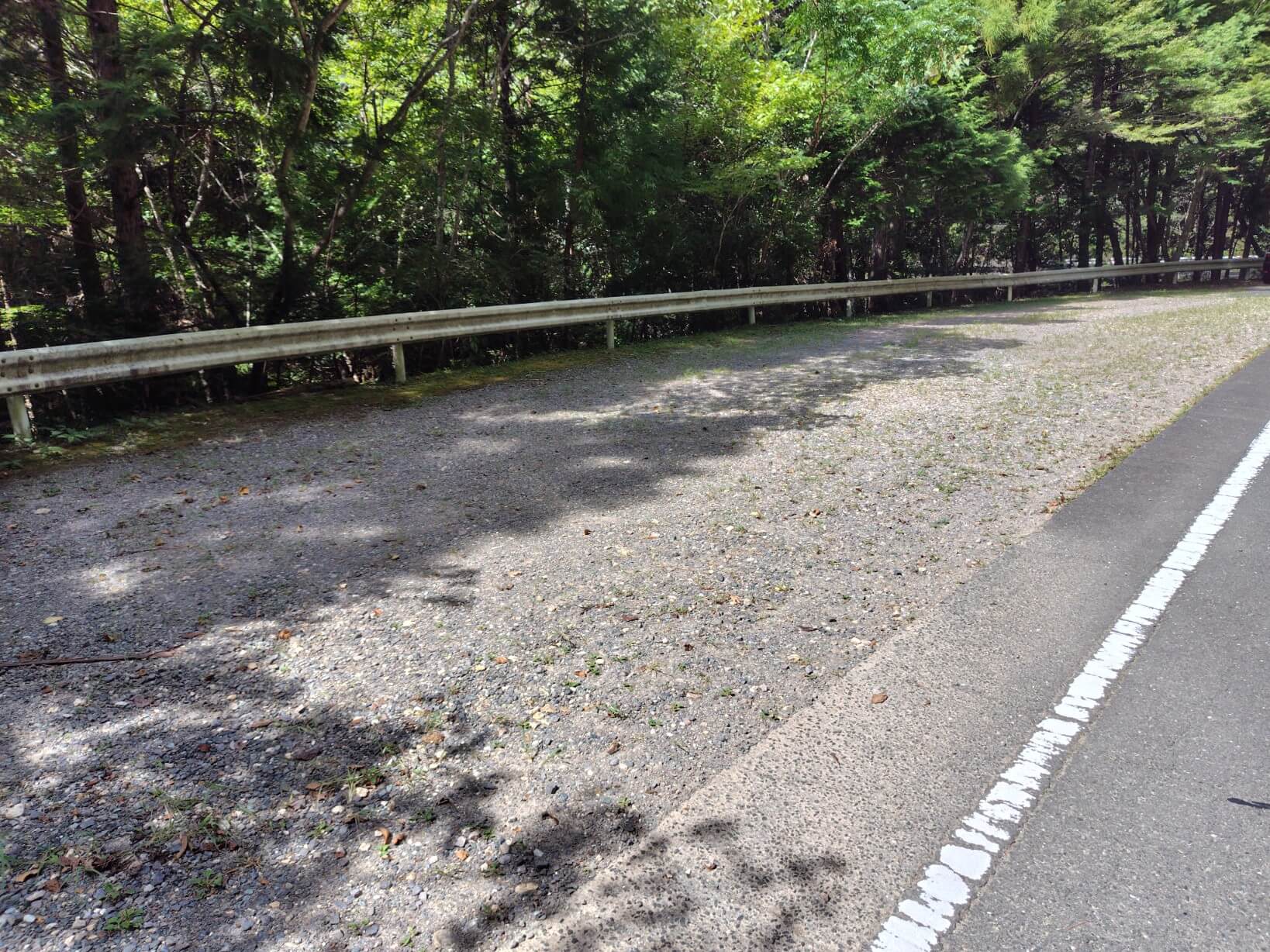 乳岩峡のもう一つの駐車スポット